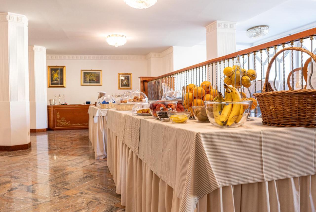 Miramonti Hotel Saint Vincent ภายนอก รูปภาพ
