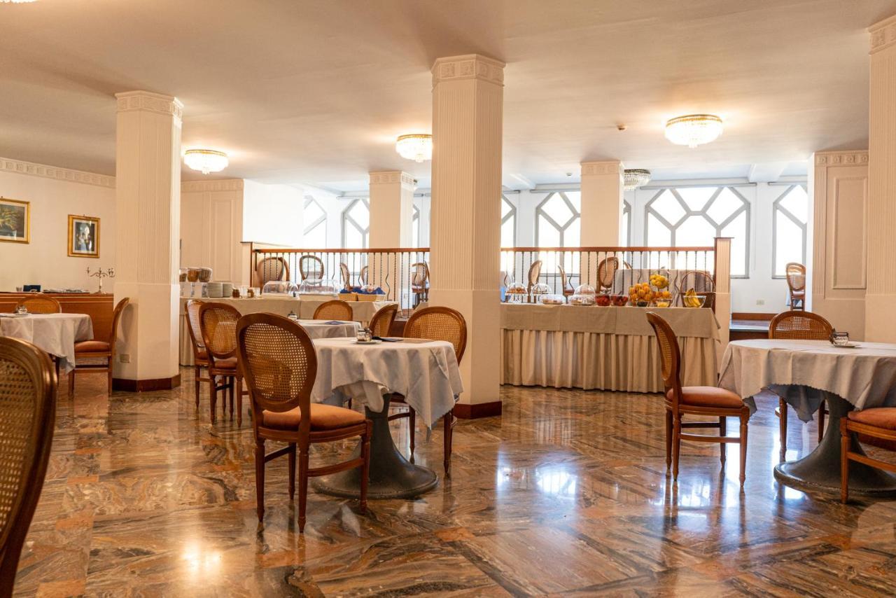 Miramonti Hotel Saint Vincent ภายนอก รูปภาพ