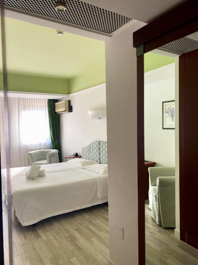Miramonti Hotel Saint Vincent ภายนอก รูปภาพ