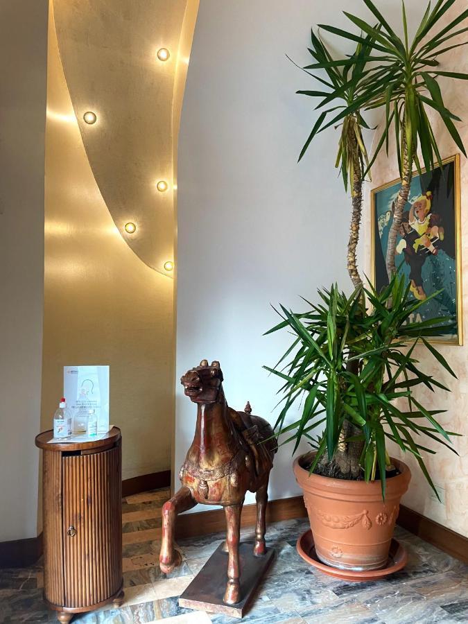 Miramonti Hotel Saint Vincent ภายนอก รูปภาพ